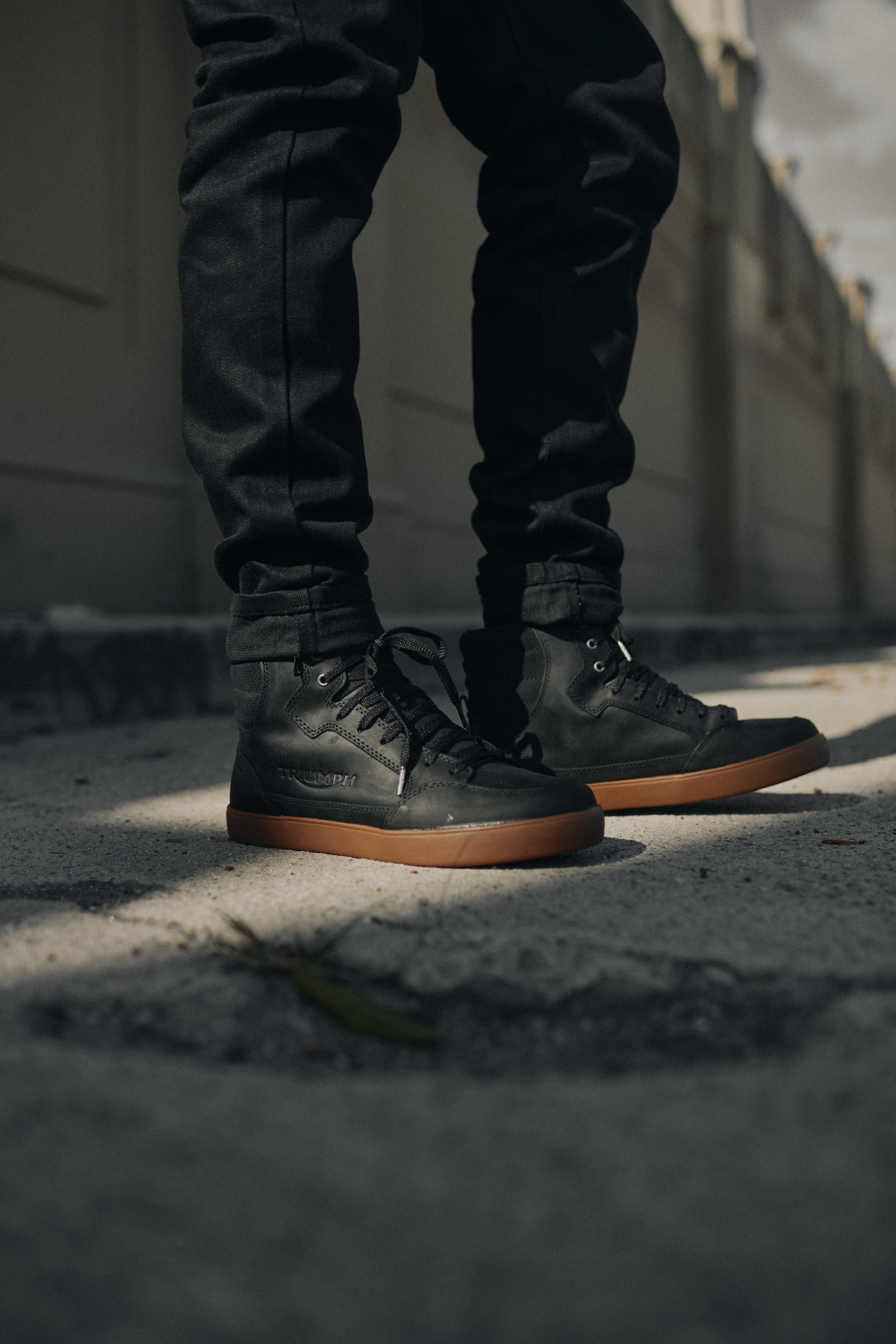 バイクウェア・装備 TRIUMPH J-6 WP SHOES BLACK GUM Triumph_Apparel_2023_Californi